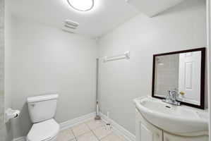  Photo 51