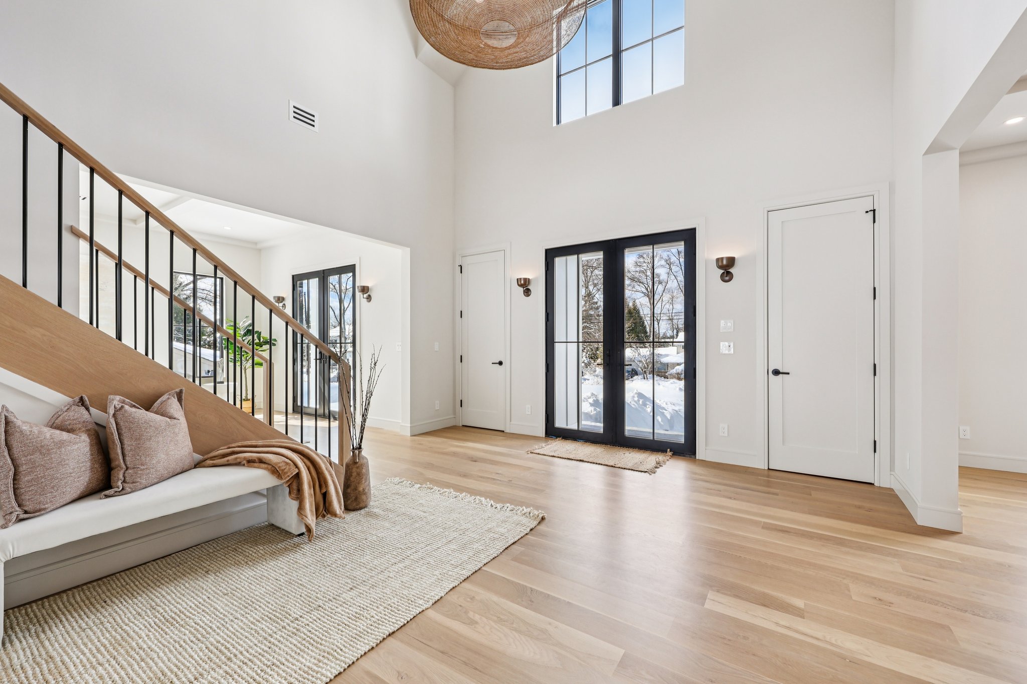 MacArthur Ave-S2502-004.jpg