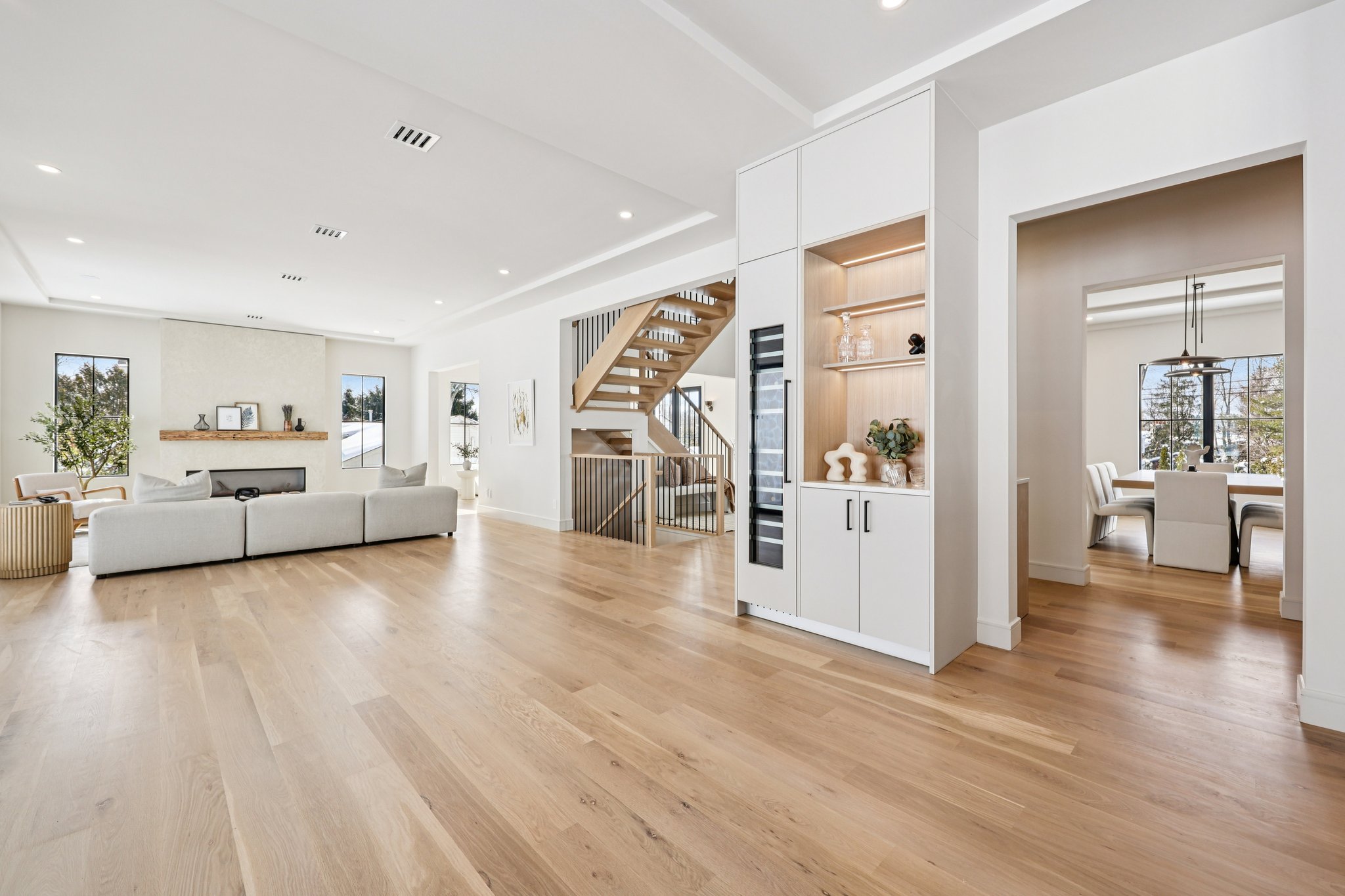 MacArthur Ave-S2502-010.jpg