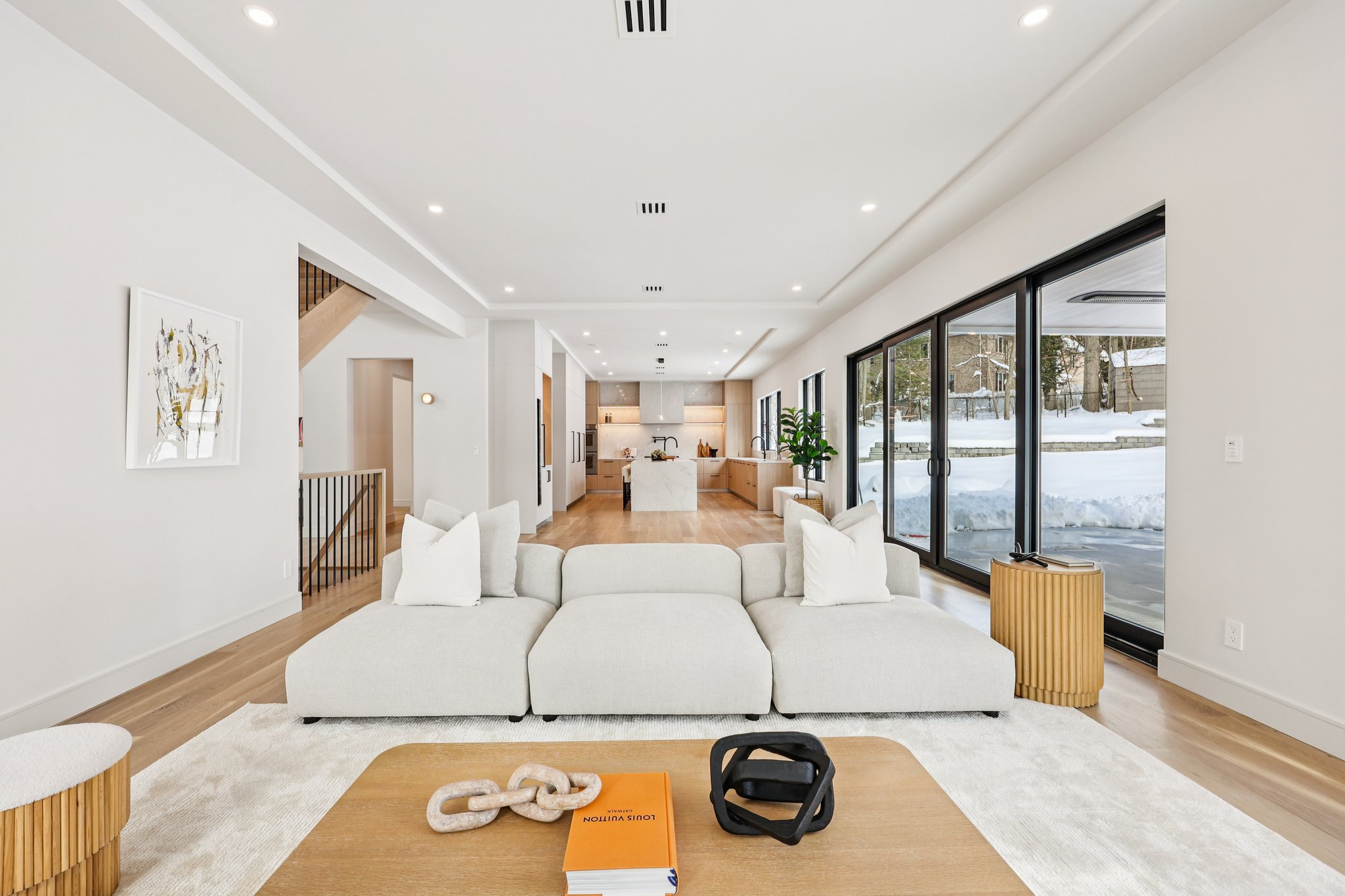 MacArthur Ave-S2502-014.jpg