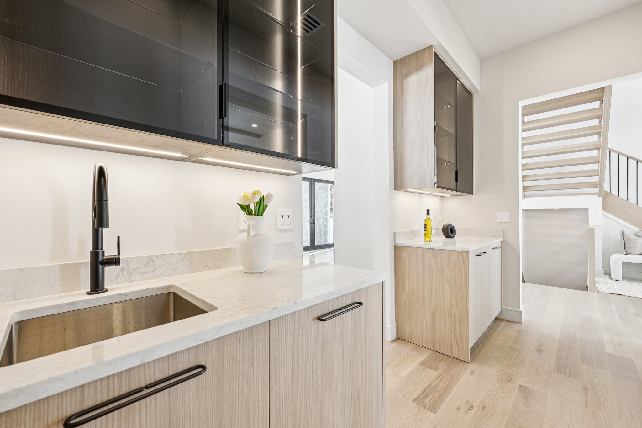 MacArthur Ave-S2502-034.jpg