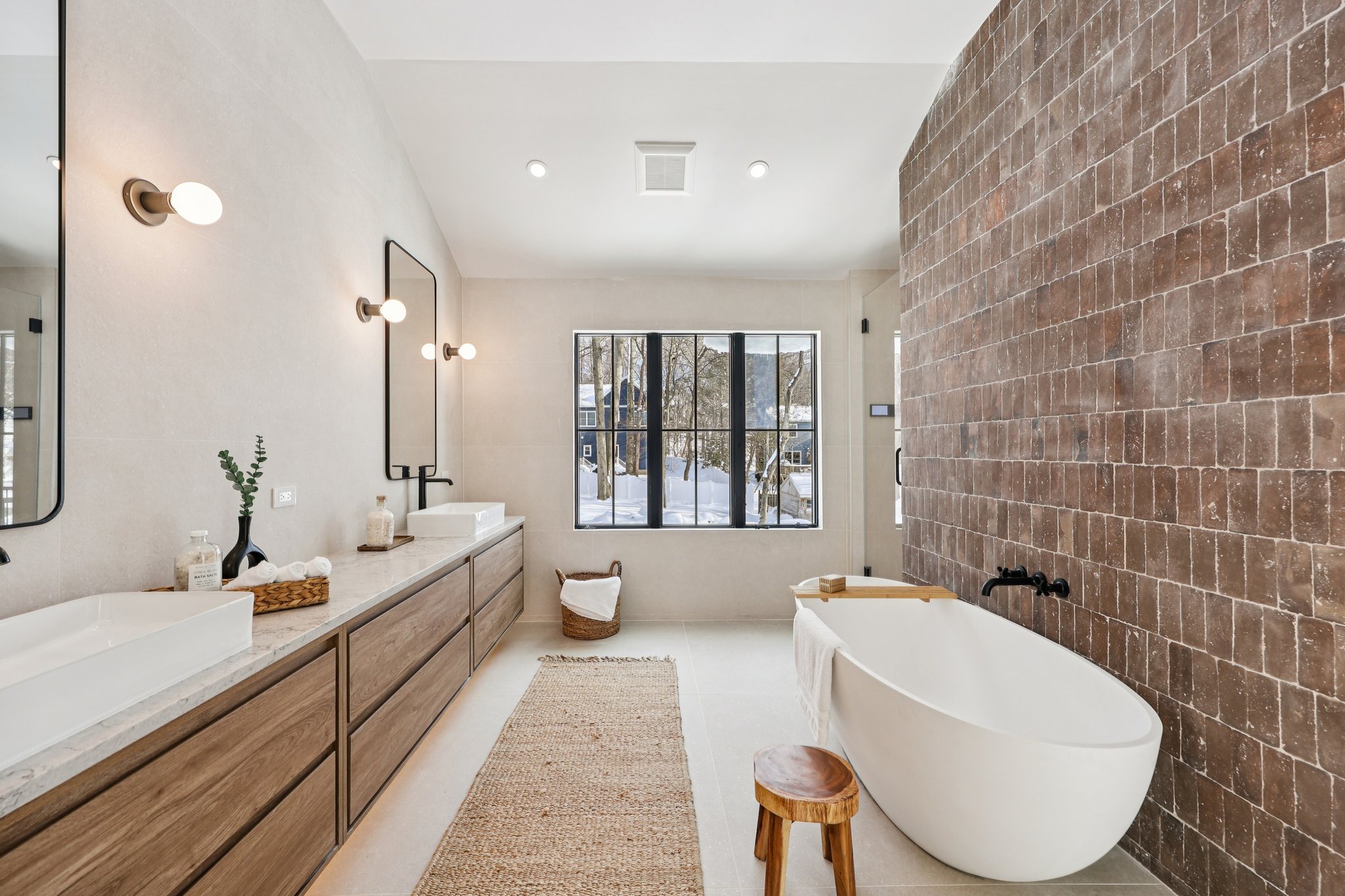 MacArthur Ave-S2502-050.jpg