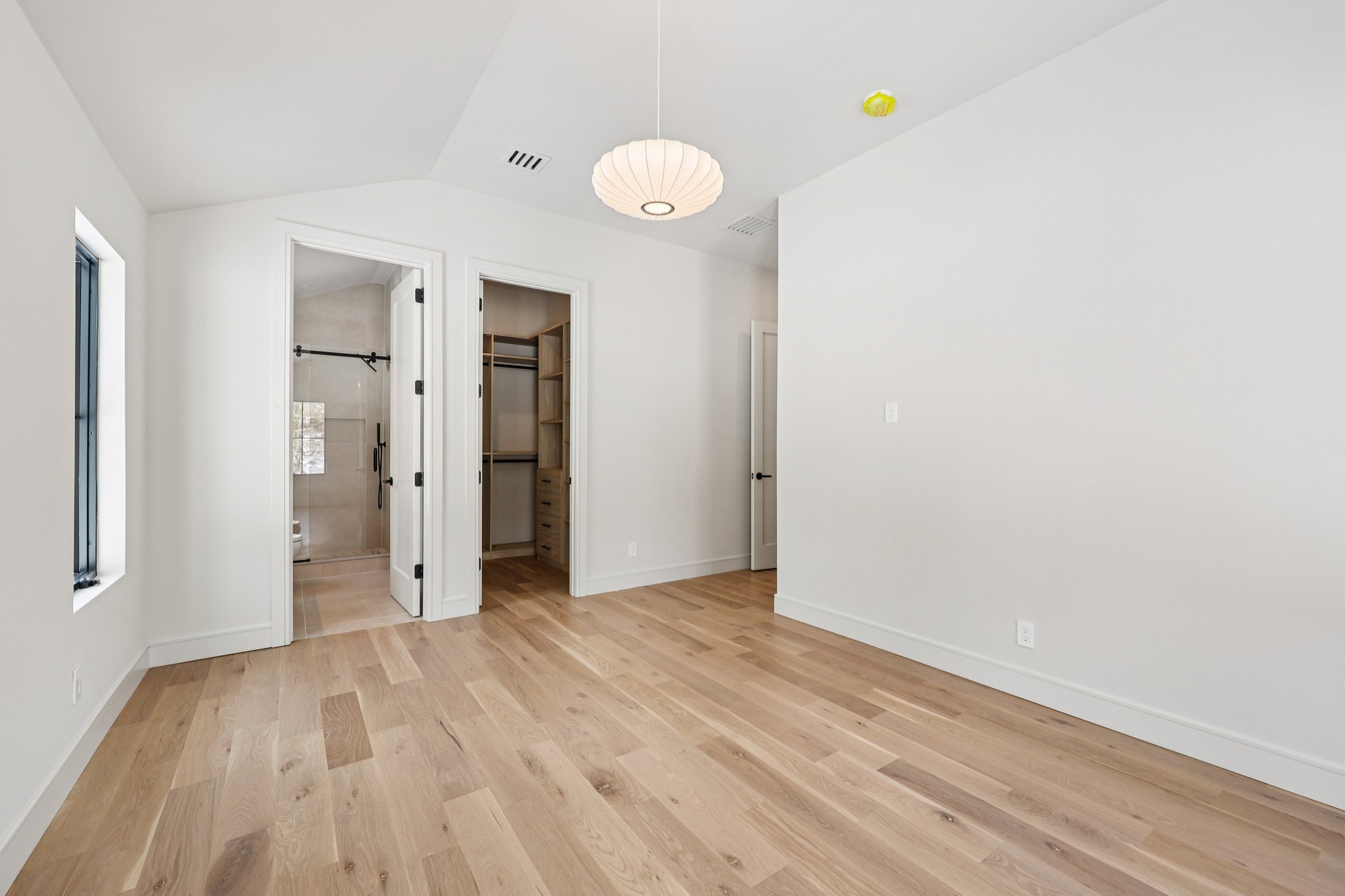 MacArthur Ave-S2502-058.jpg