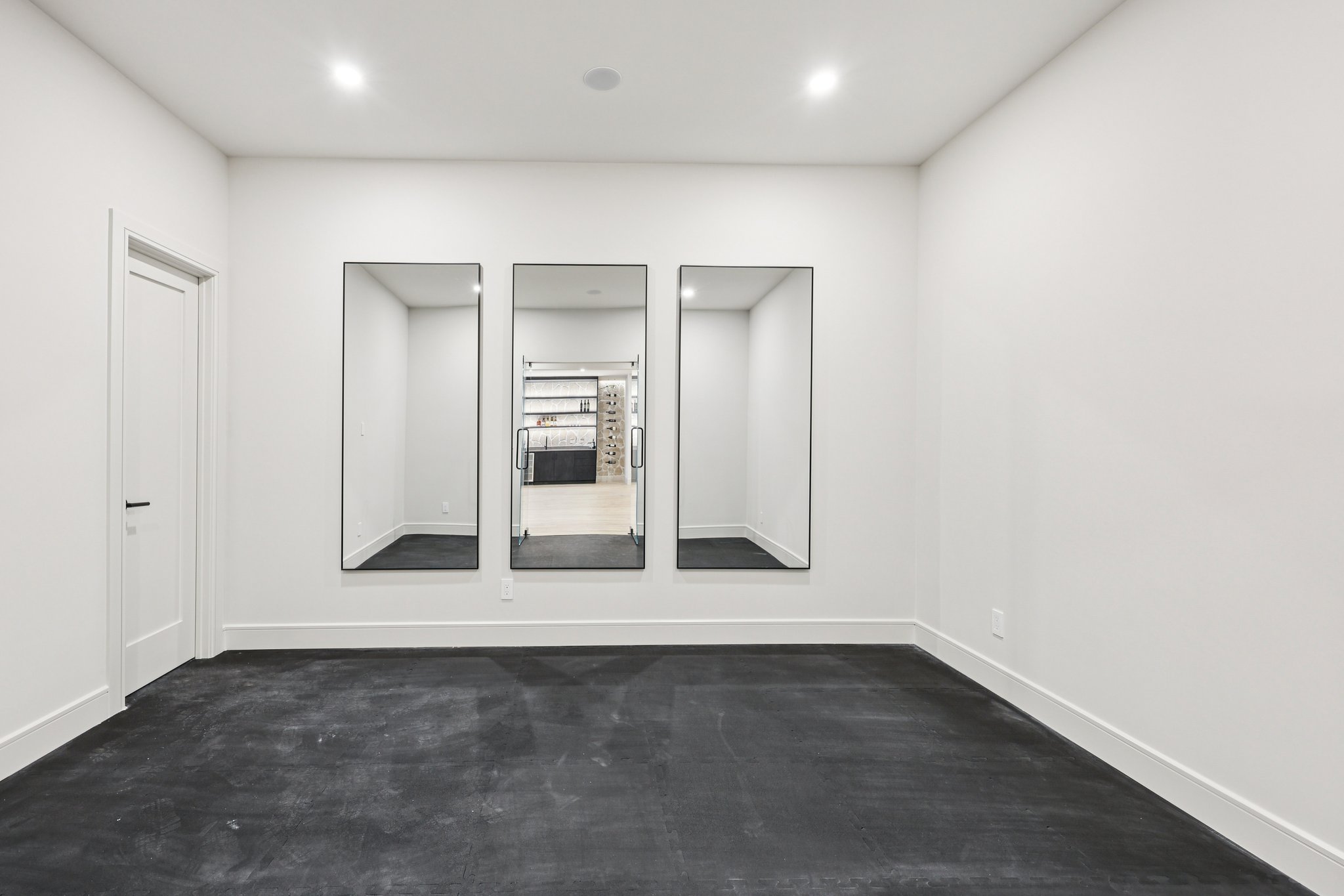 MacArthur Ave-S2502-083.jpg