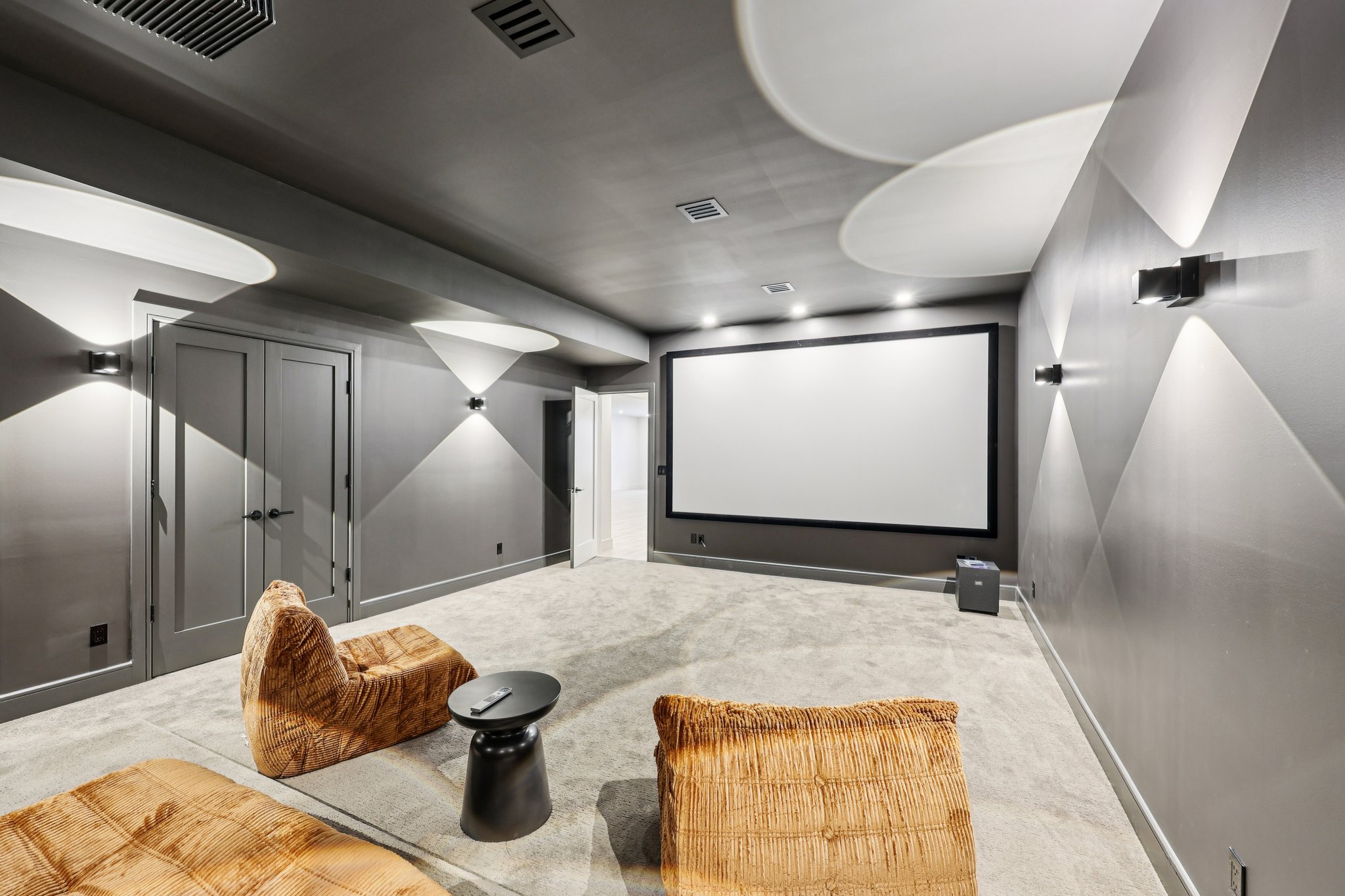 MacArthur Ave-S2502-087.jpg