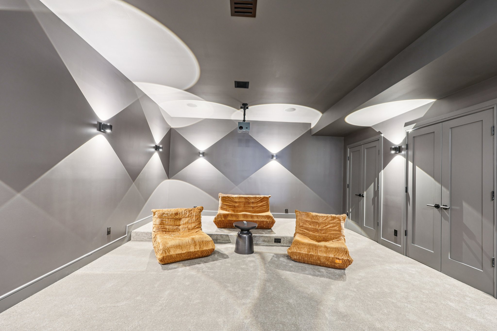 MacArthur Ave-S2502-089.jpg