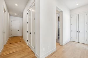 MacArthur Ave-S2502-024.jpg