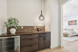 MacArthur Ave-S2502-043.jpg