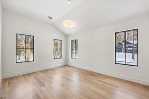 MacArthur Ave-S2502-057.jpg