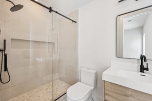 MacArthur Ave-S2502-066.jpg