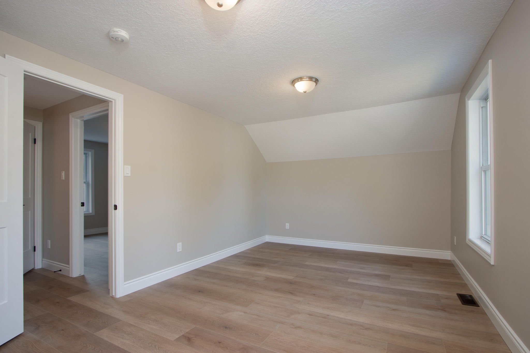 91 McNab St, Stratford, ON N5A 1Z3 Picture Your Home