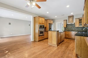 Mountain Blvd-S1608-012.jpg