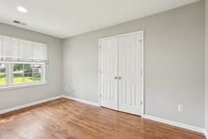 Mountain Blvd-S1608-036.jpg