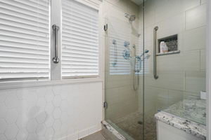  Photo 36