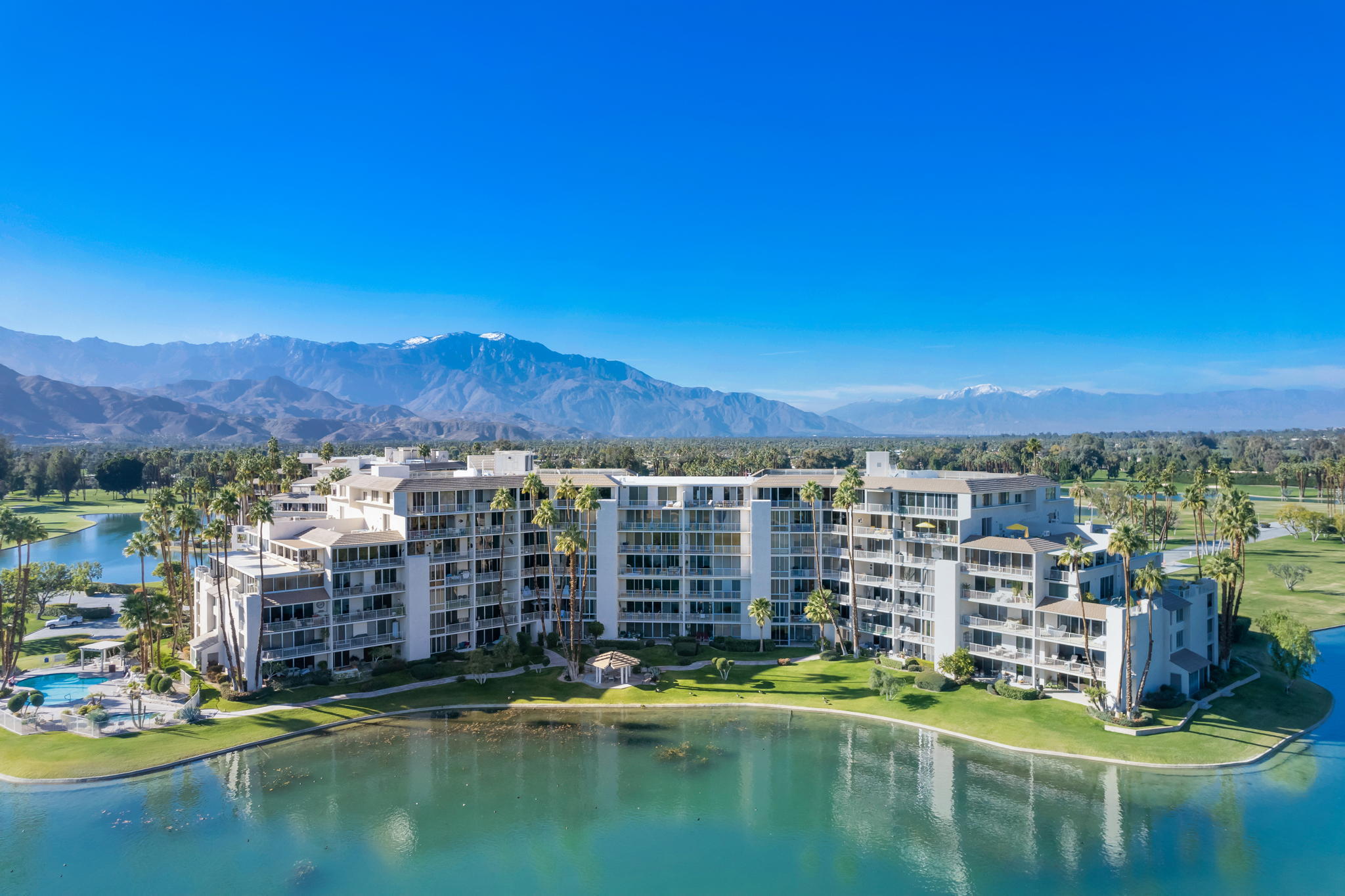 900 Island Dr, Rancho Mirage, CA 92270, USA Photo 33