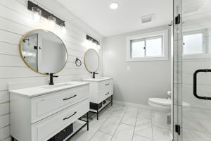  Photo 23