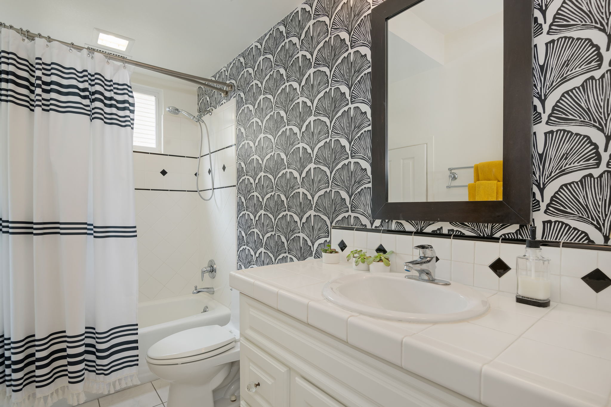 20 - Bathroom 1
