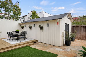 17 - Garage Studio