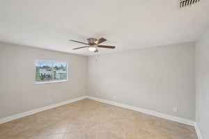 SW 9th Ave-S0609-012.jpg