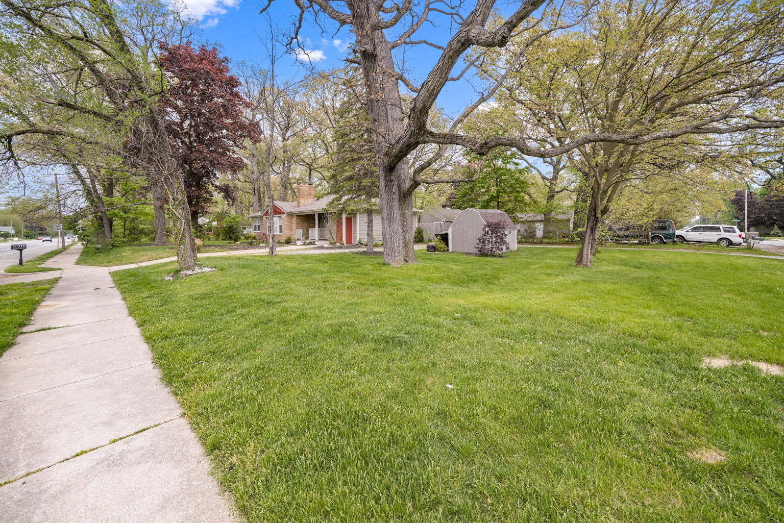 910 Twyckenham Dr, South Bend, IN 46615 Skribull