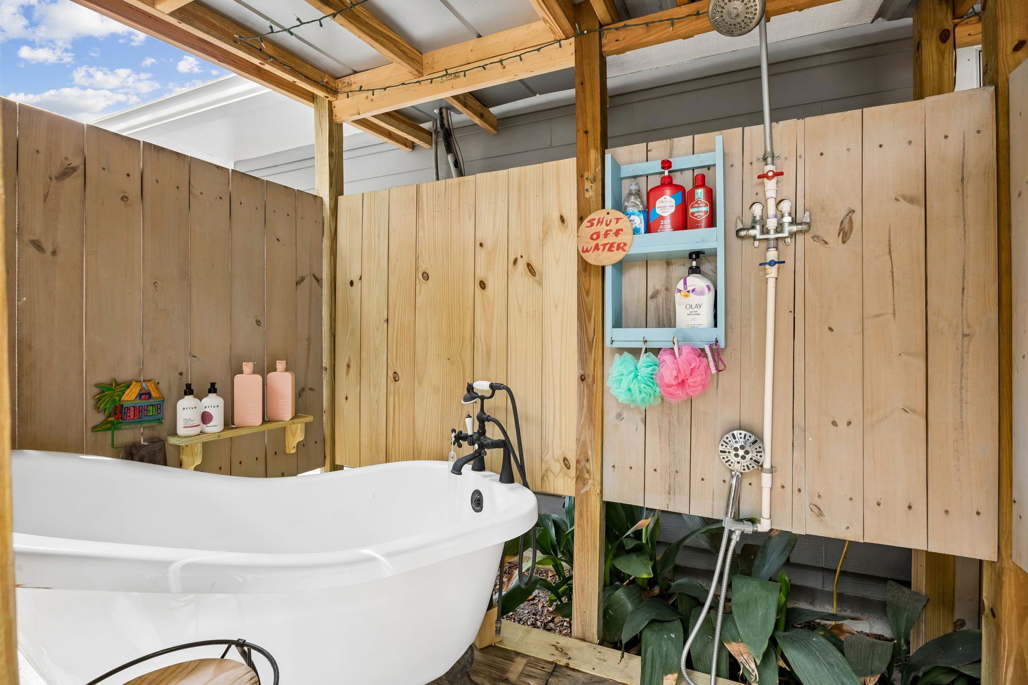 Outdoor Bath