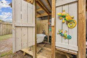 Outdoor Bath