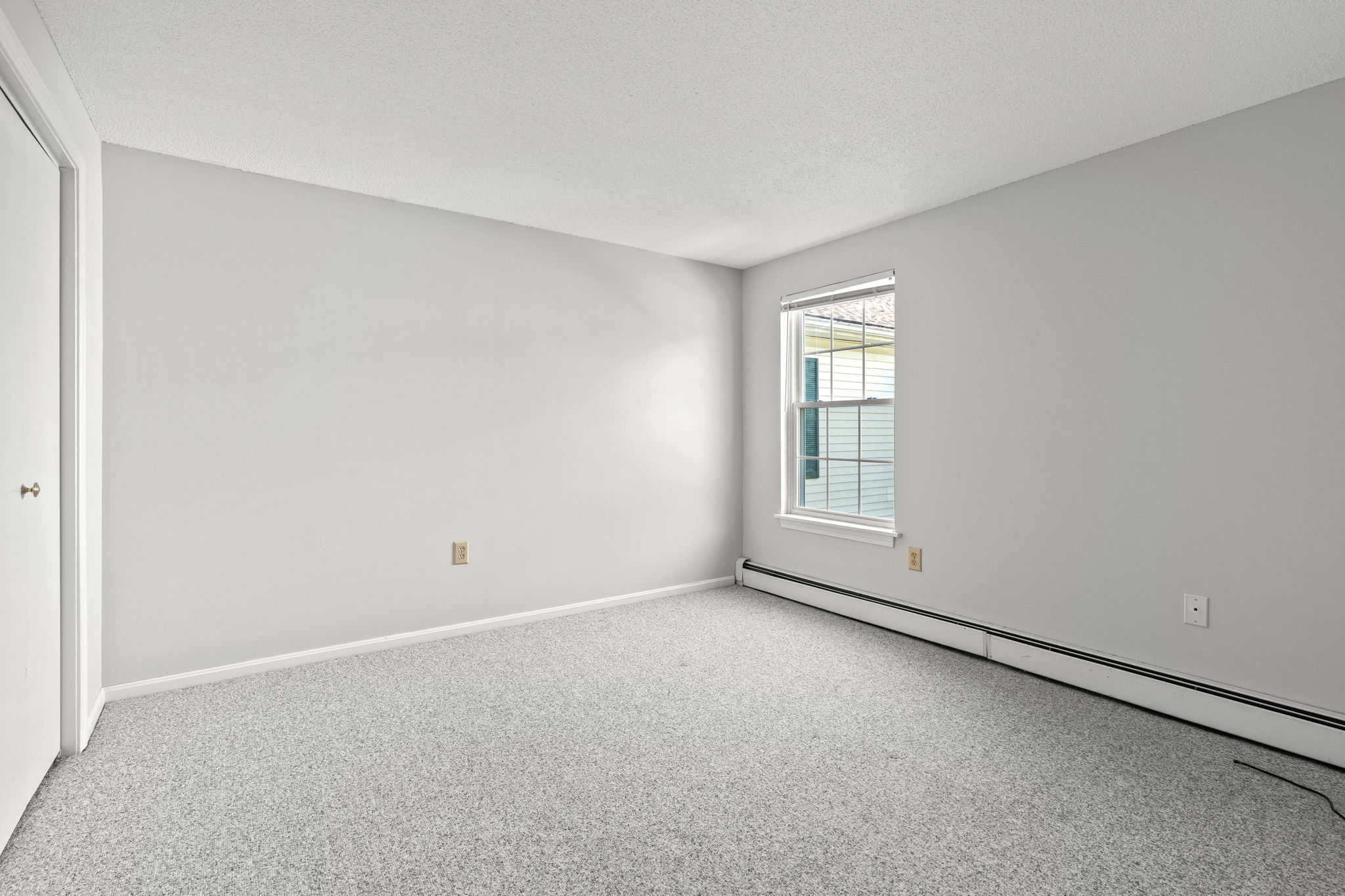 910 White Cedar Blvd, Portsmouth, NH 03801, USA Photo 16