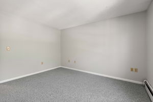910 White Cedar Blvd, Portsmouth, NH 03801, USA Photo 12