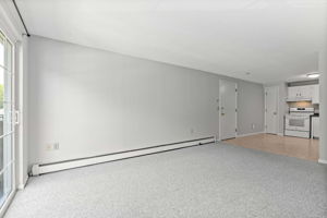 910 White Cedar Blvd, Portsmouth, NH 03801, USA Photo 25
