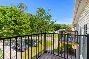 910 White Cedar Blvd, Portsmouth, NH 03801, USA Photo 2