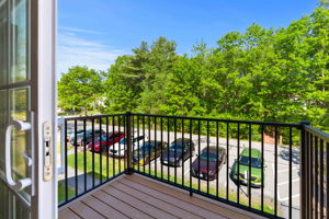 910 White Cedar Blvd, Portsmouth, NH 03801, USA Photo 3