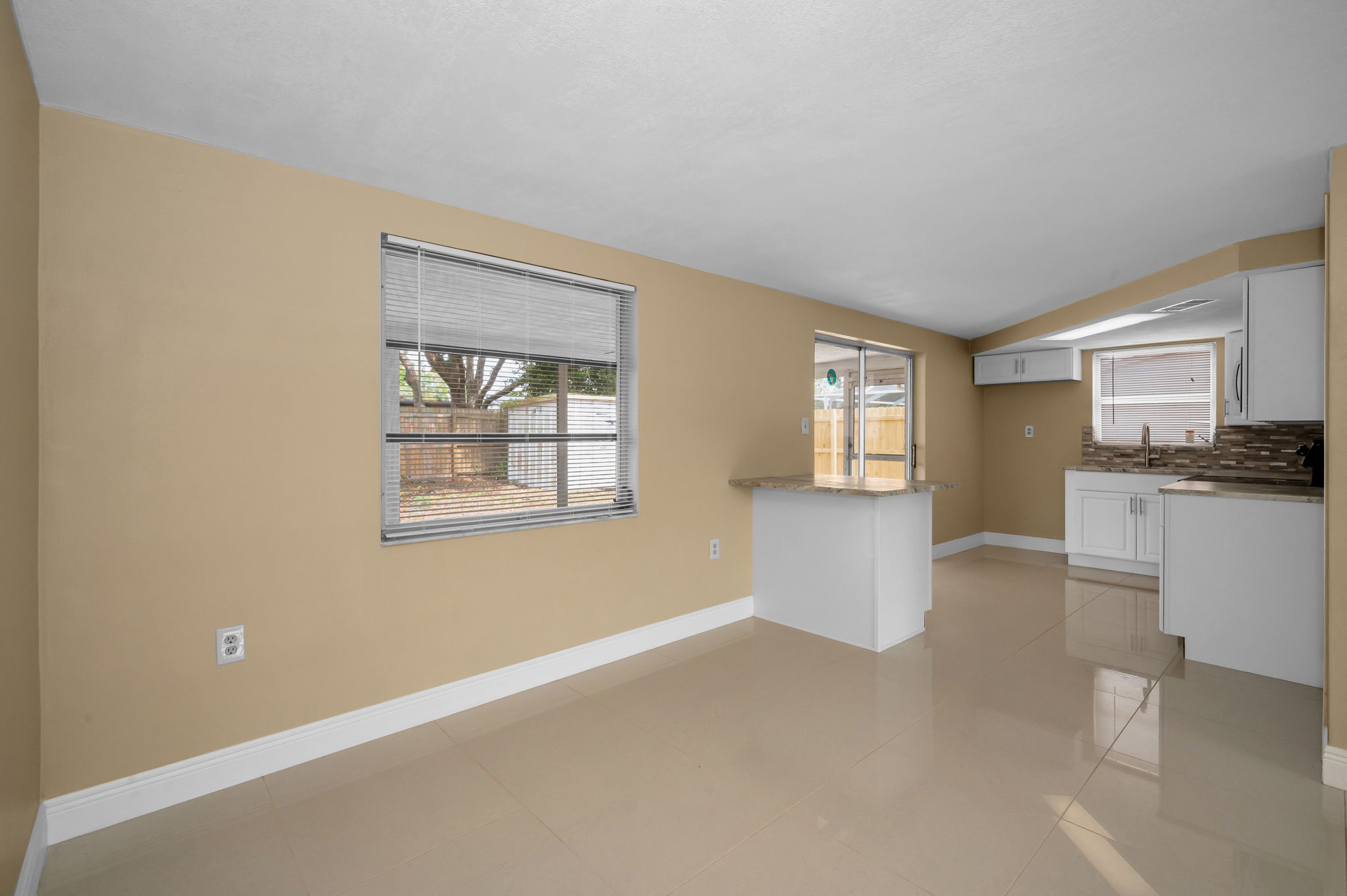 Dining Room3