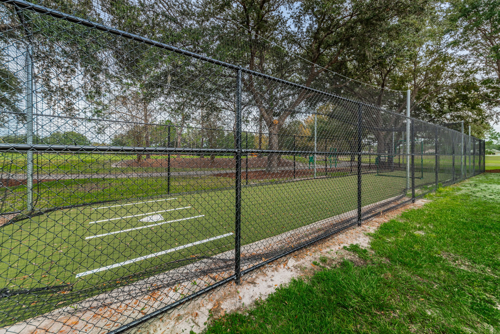 15-Hunters Green Baseball Hitting Cage