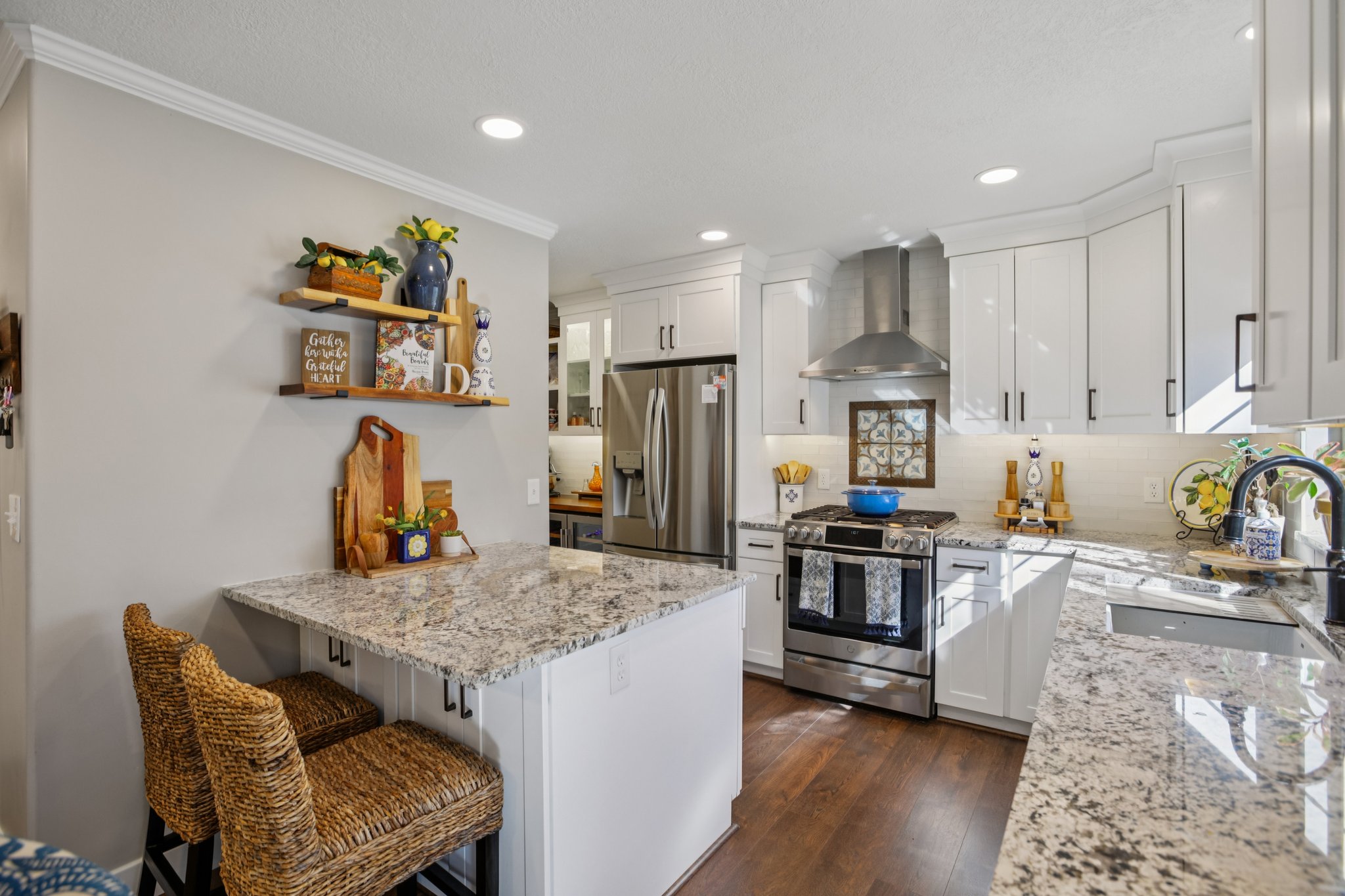 S Enchanted Oak Ln-S1903-014.jpg