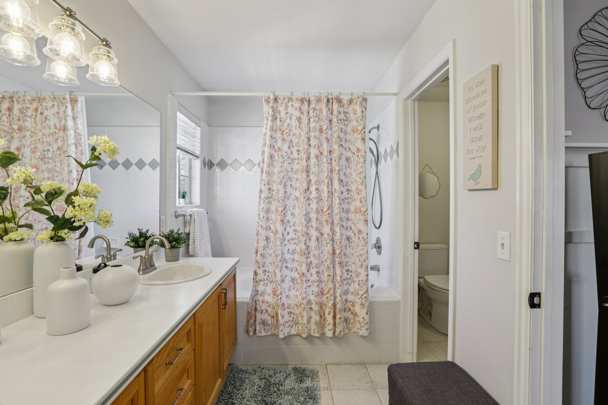 S Enchanted Oak Ln-S1903-023.jpg