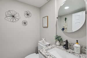 S Enchanted Oak Ln-S1903-018.jpg