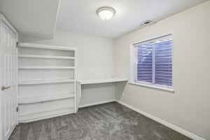 S Enchanted Oak Ln-S1903-036.jpg