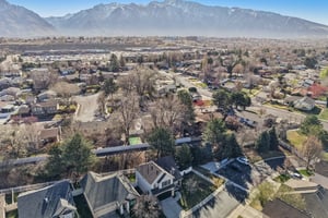 S Enchanted Oak Ln-S1903-051.jpg