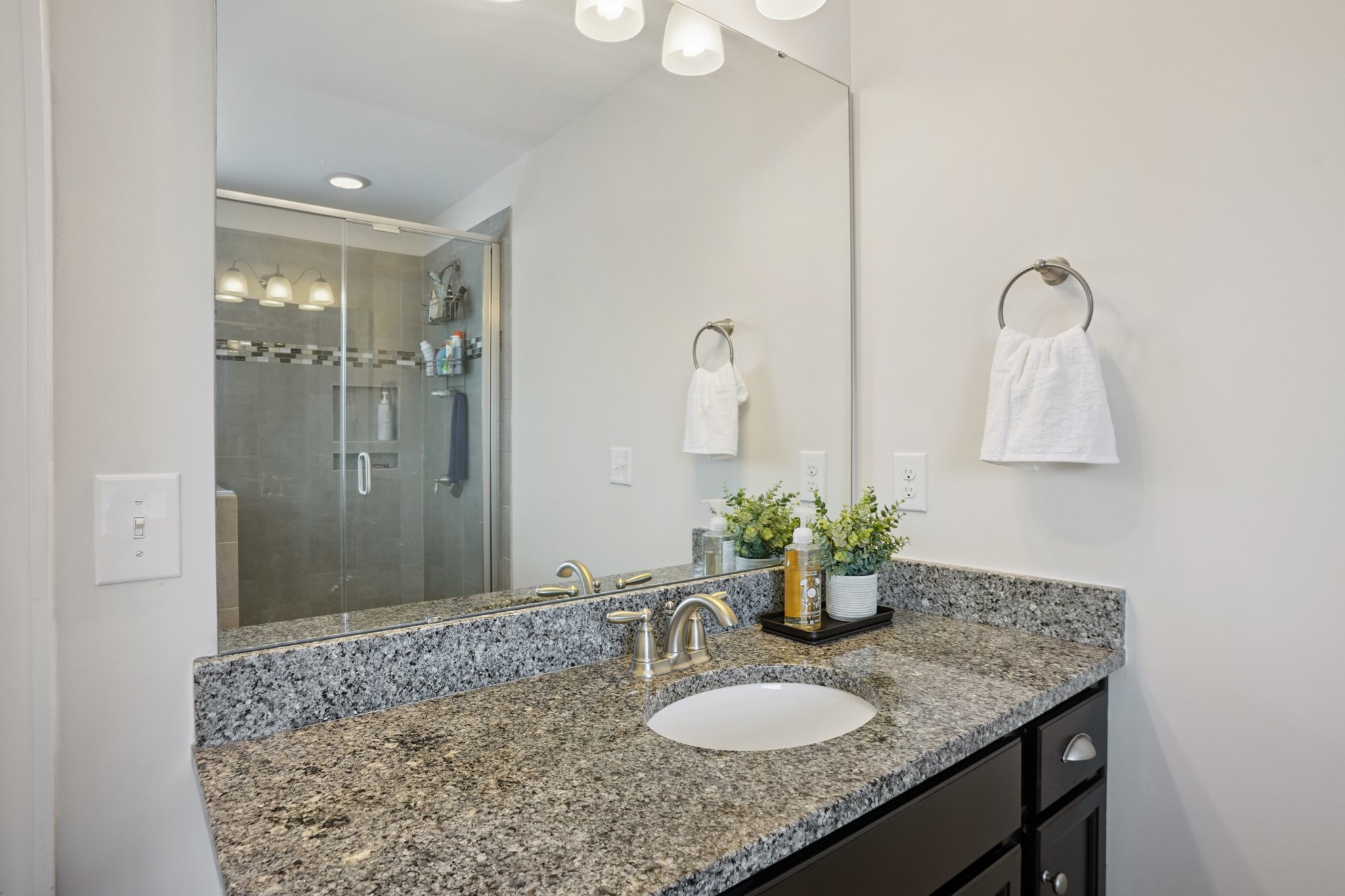Cantrell Way-L1709-043.jpg