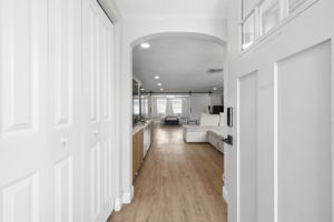 Interiors (1)