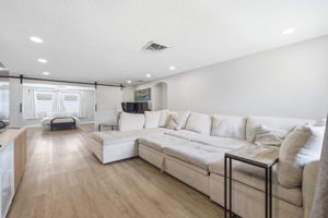 Interiors (2)
