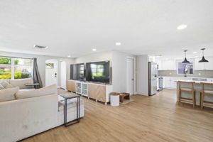 Interiors (8)