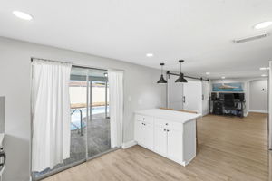Interiors (15)