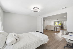 Interiors (19)