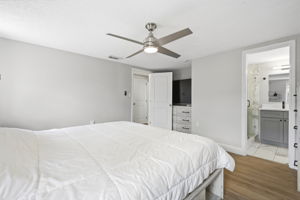 Interiors (27)