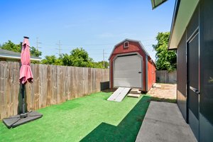 Photo 48