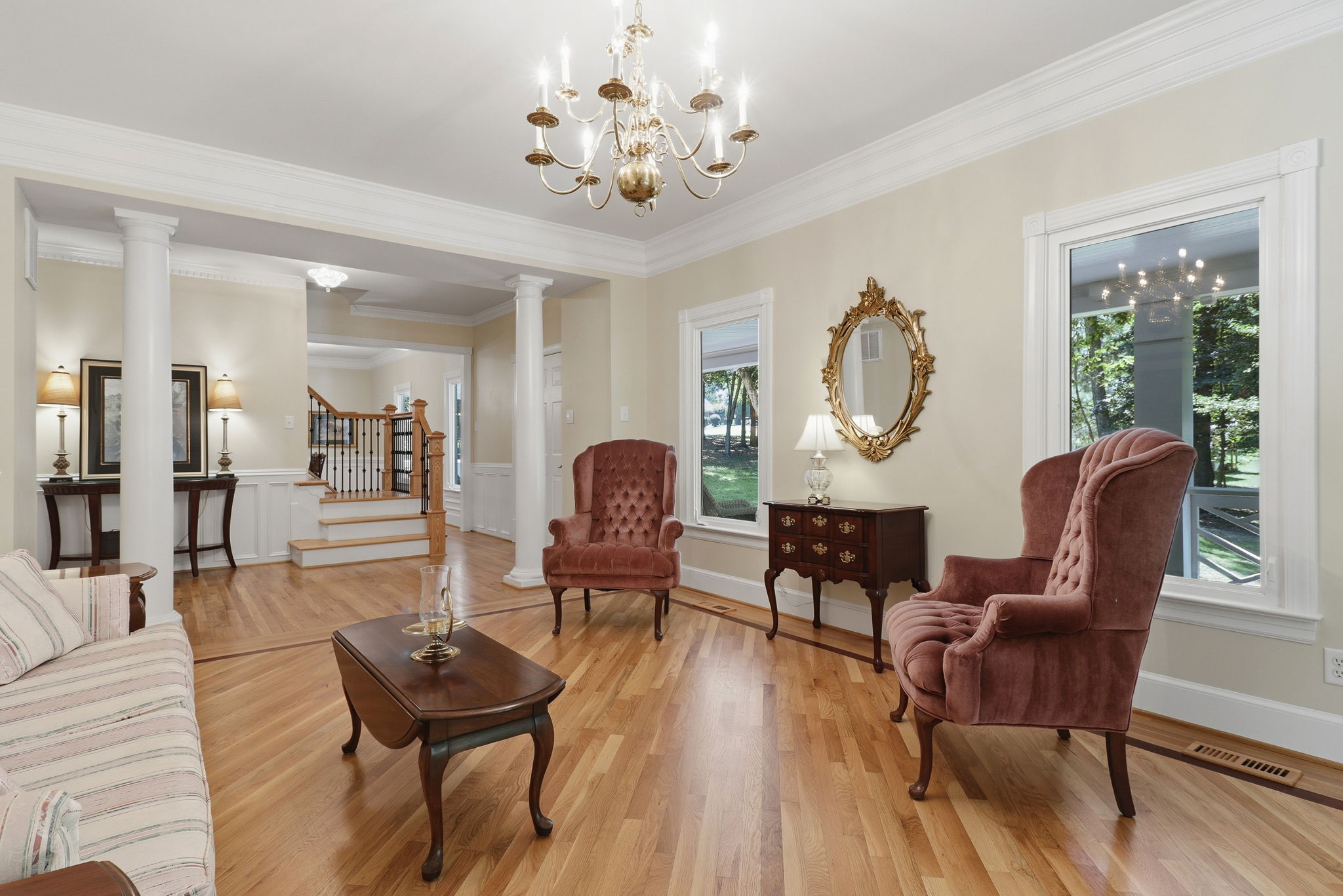 32-Living Room