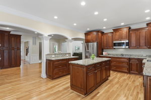 23-Kitchen