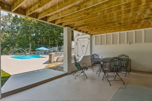 91-Walkout Basement Patio