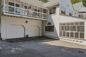 101-2 Car Garage
